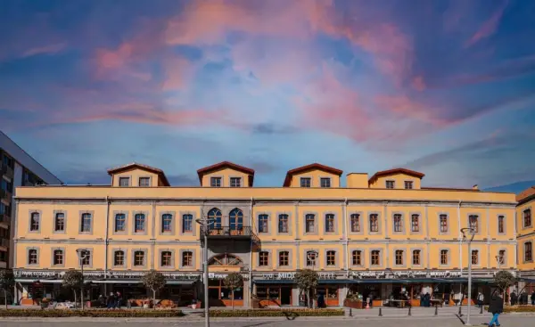 TS Park Hotel Main image